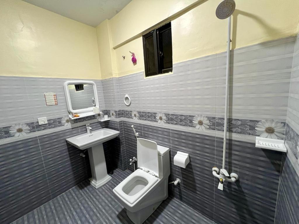 קראצ'י Hotel Rooms Dha מראה חיצוני תמונה