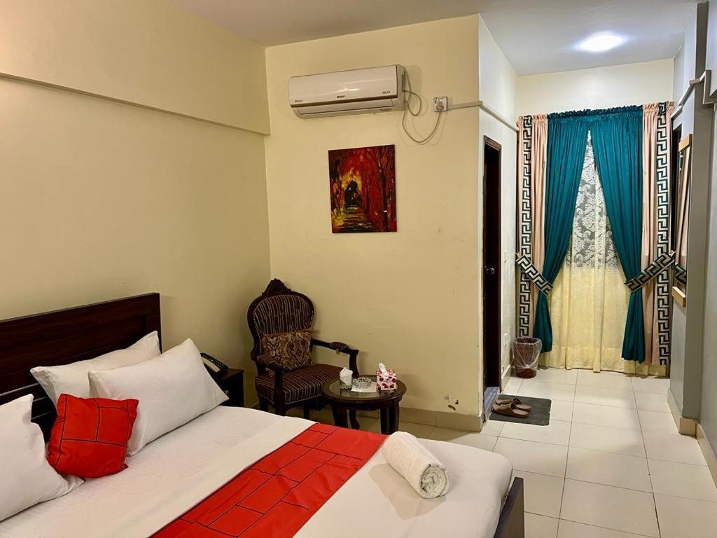 קראצ'י Hotel Rooms Dha מראה חיצוני תמונה