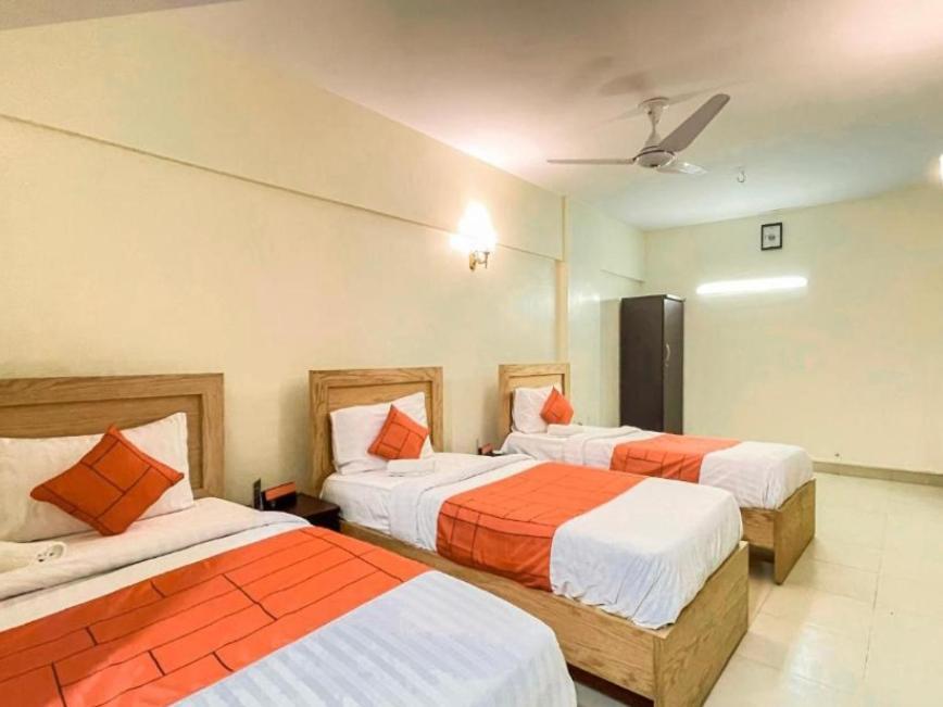קראצ'י Hotel Rooms Dha מראה חיצוני תמונה